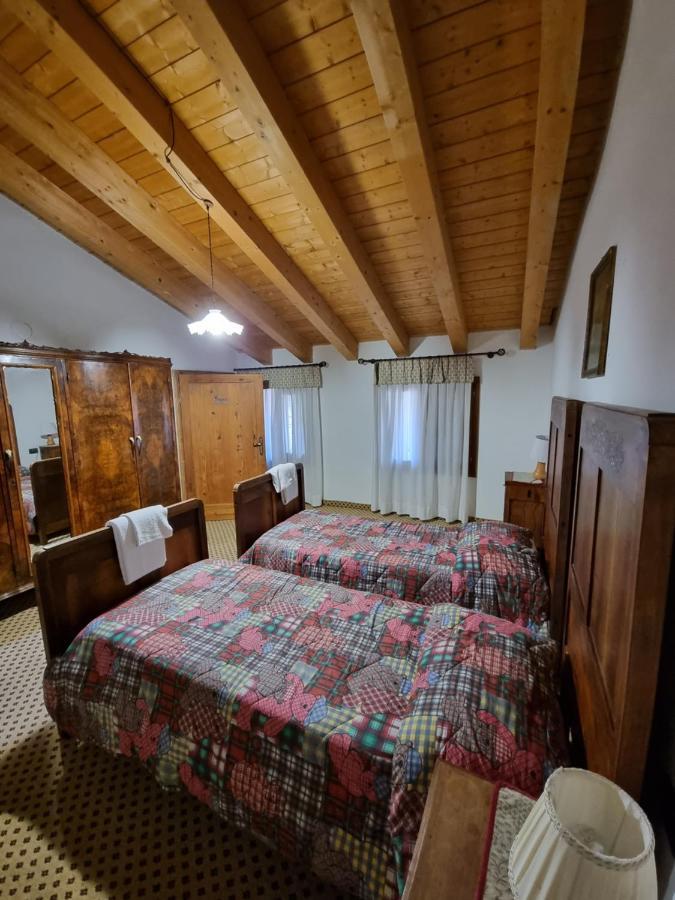 Trattoria Albergo all'Alpino Posina Esterno foto