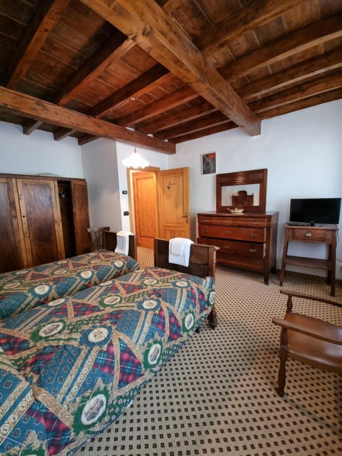 Trattoria Albergo all'Alpino Posina Esterno foto