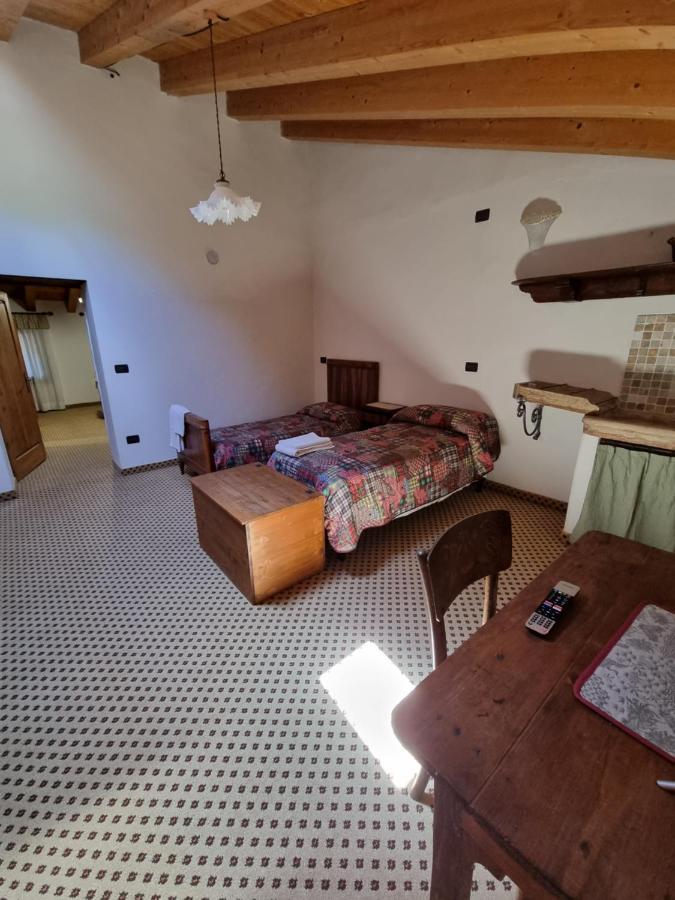 Trattoria Albergo all'Alpino Posina Esterno foto